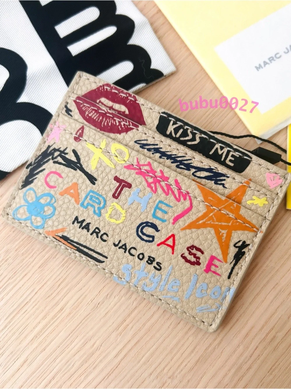 NWT💋Marc Jacobs The Punk Scribble Card Case Leather Tattoo Beige Y2k Kiss Gift